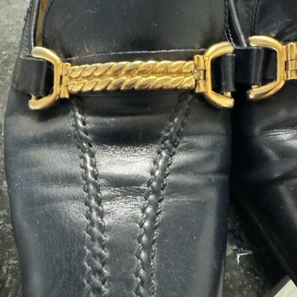Authentic Gucci Shoe Hardware - Picture 6 of 8